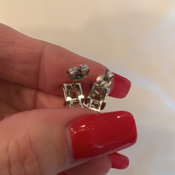 💐5/25 dainty double faceted pronged crystal stud - Picture 4 of 6